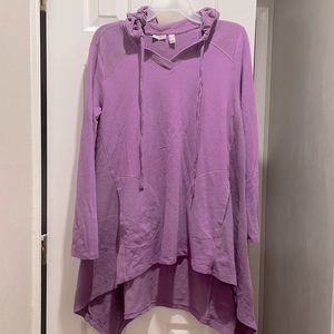 LOGO Women’s Purple Top